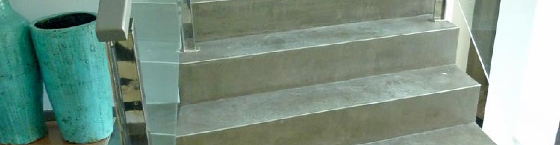 Betonbodentechnik 052--microcemento-escalera--2.jpg
